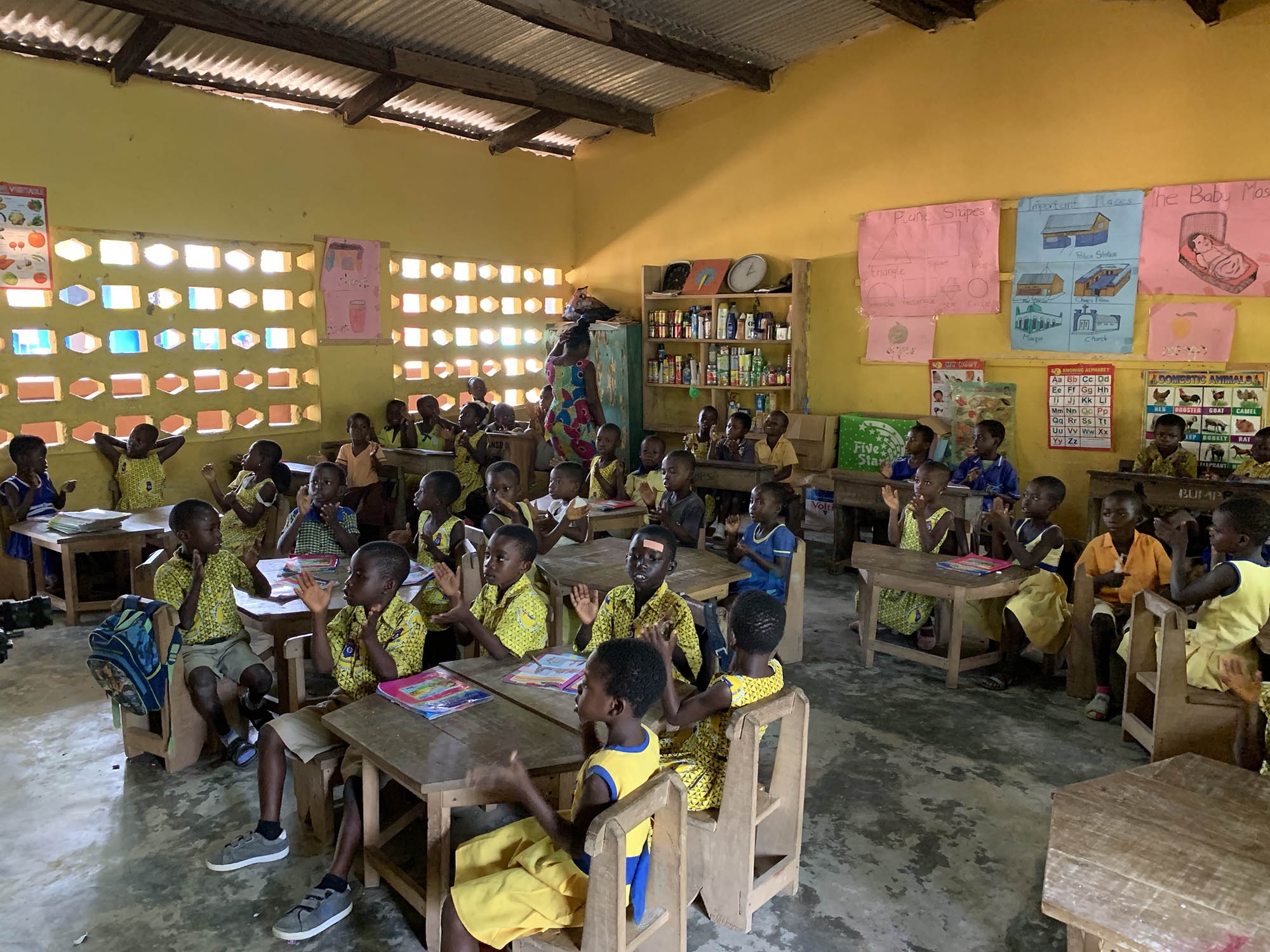 Ghana Teaching Volunteers The Mighty Roar